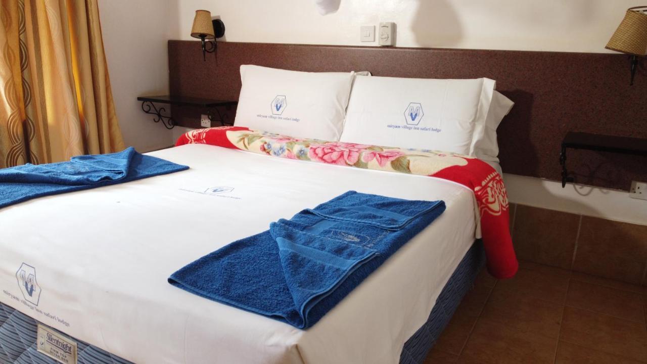 Miryams Village Inn Safari Lodge Sultan Hamud المظهر الخارجي الصورة