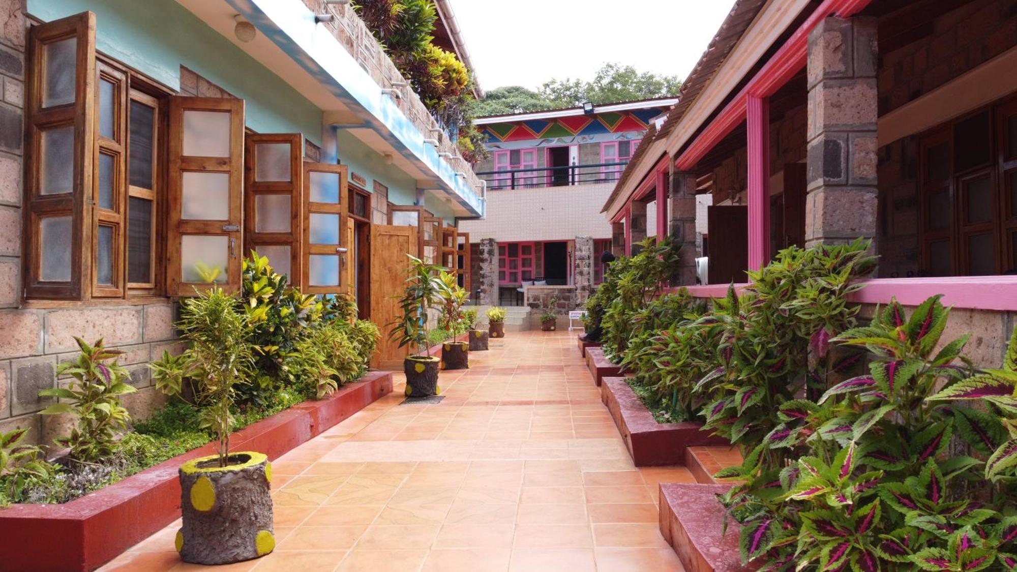 Miryams Village Inn Safari Lodge Sultan Hamud المظهر الخارجي الصورة